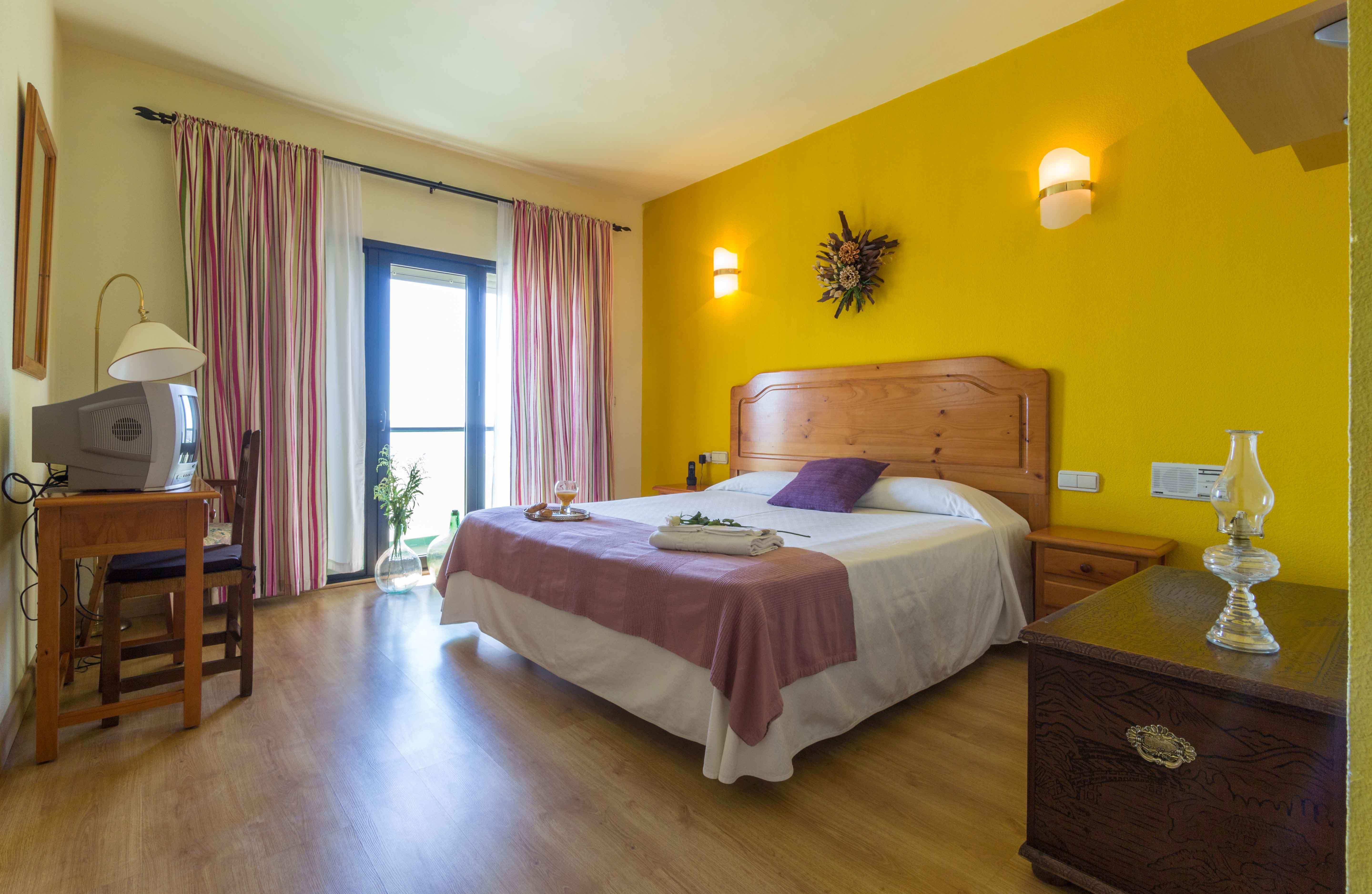 Hotel Los Templarios Jerez De Los Caballeros Esterno foto