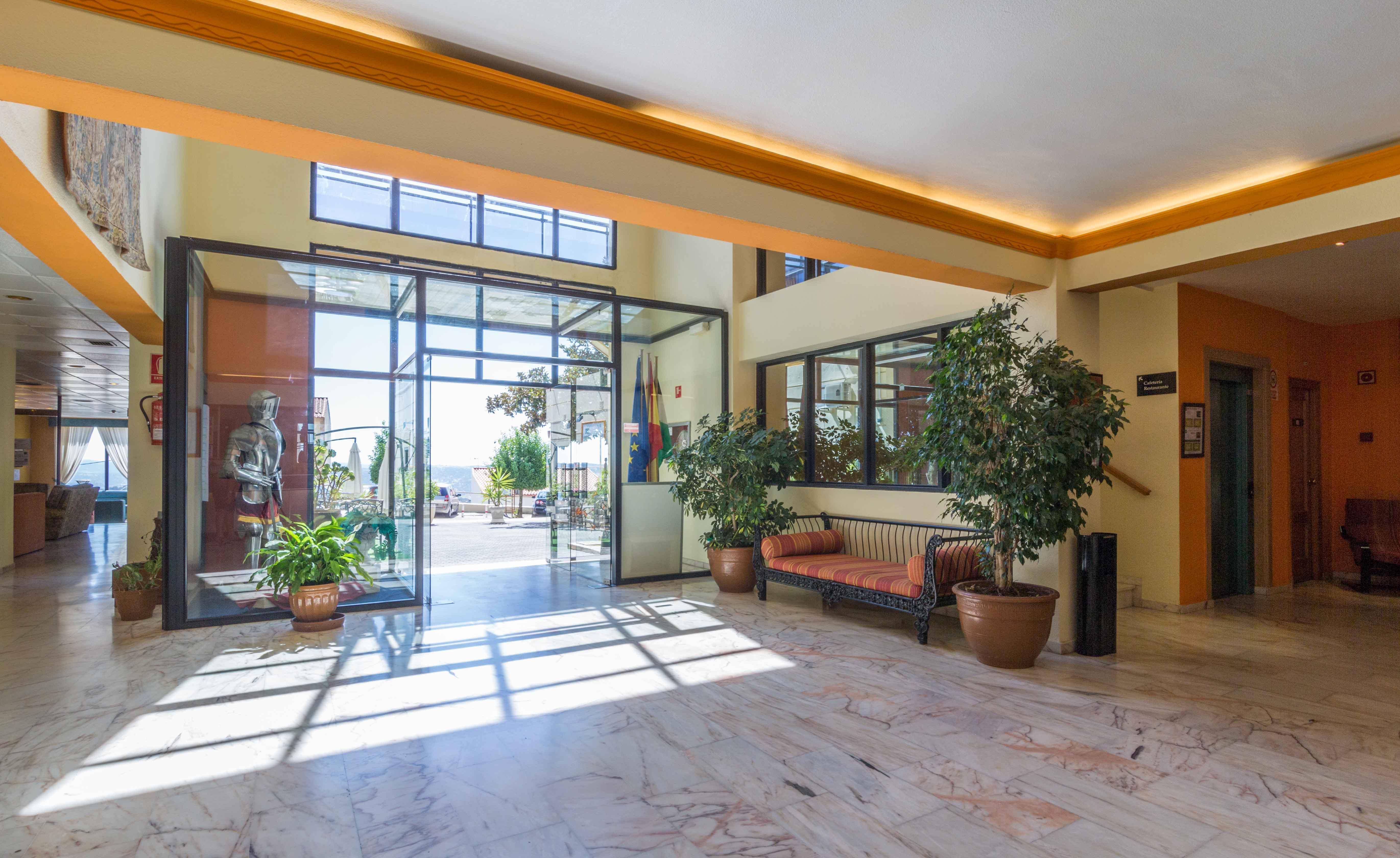 Hotel Los Templarios Jerez De Los Caballeros Esterno foto