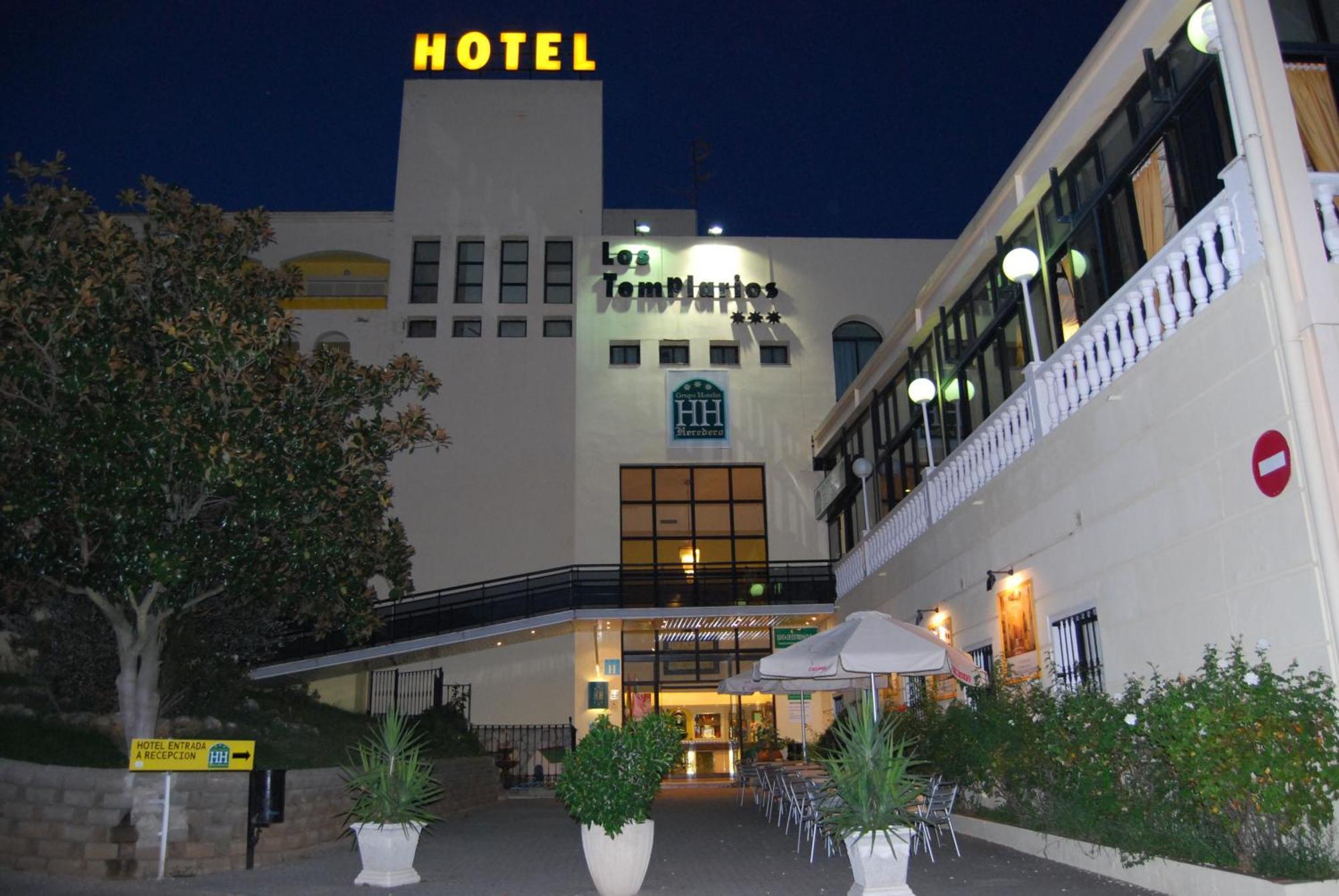 Hotel Los Templarios Jerez De Los Caballeros Esterno foto